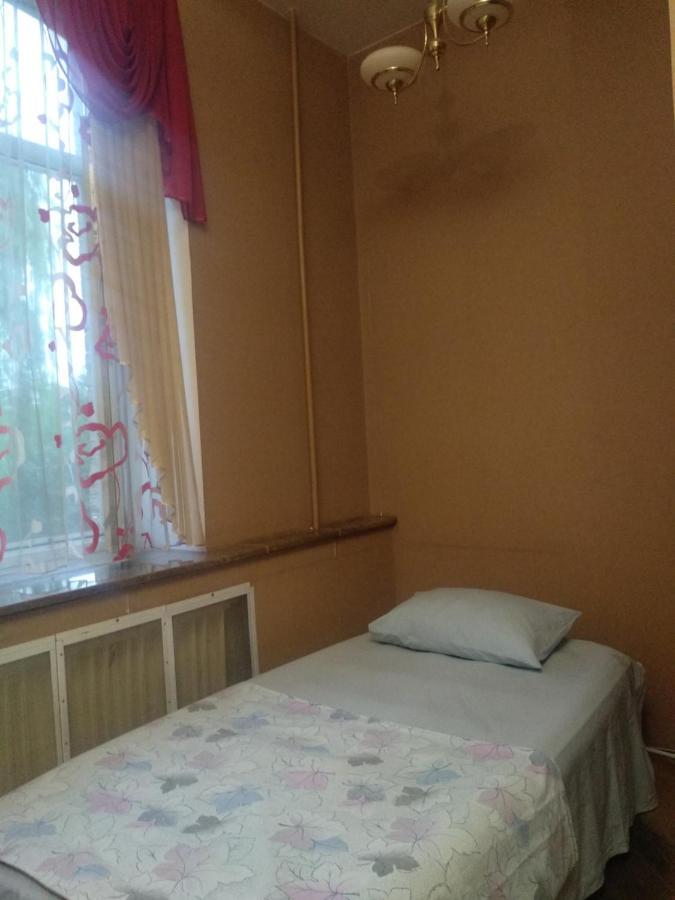 Ferienwohnung Центр, Євгена Коновальця, 3 Lutsʼk Exterior foto